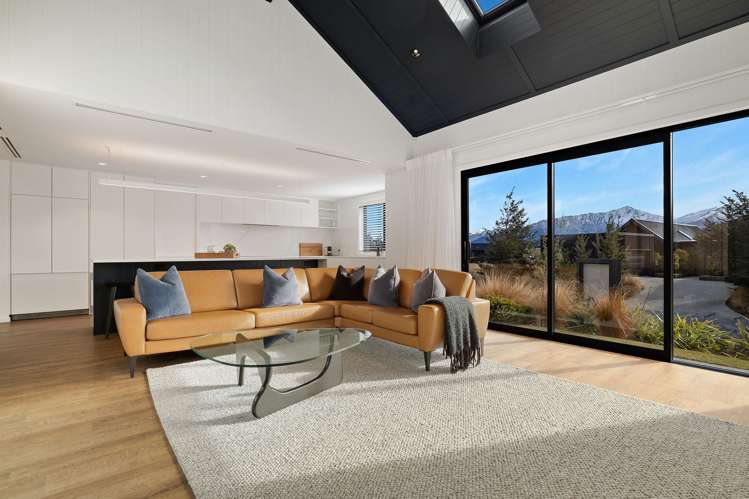 2 Appin Court Jacks Point_30