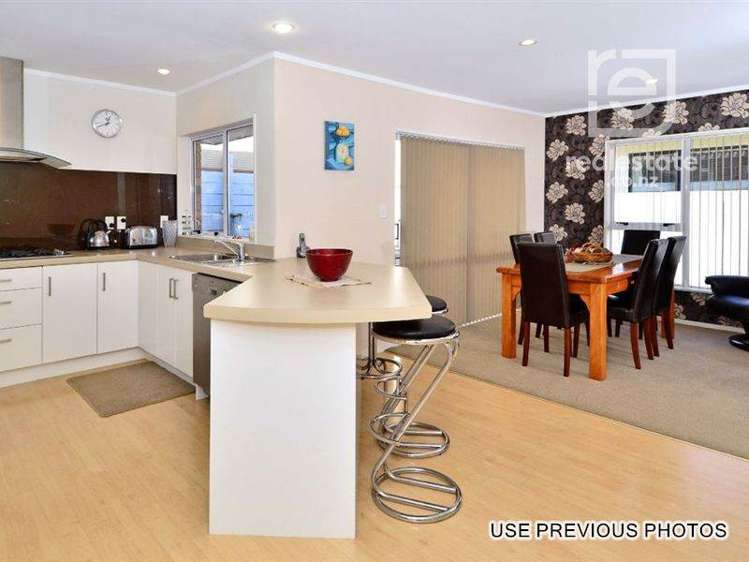 1/14 Silkwood Grove Flat Bush_9