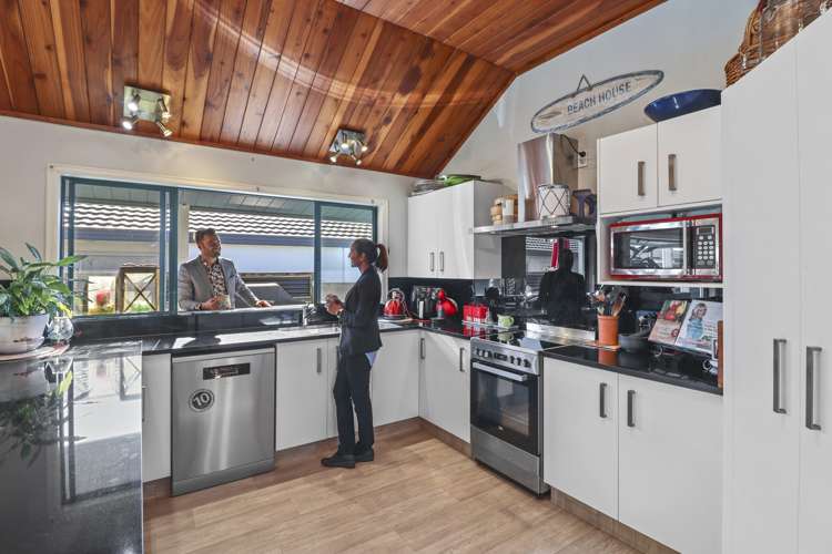 32 Webb Place Papamoa_6