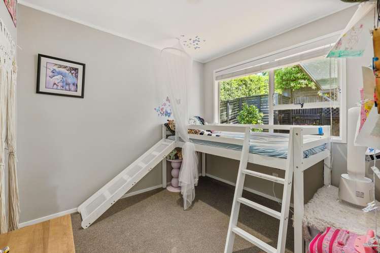 54 Chorley Avenue Massey_15