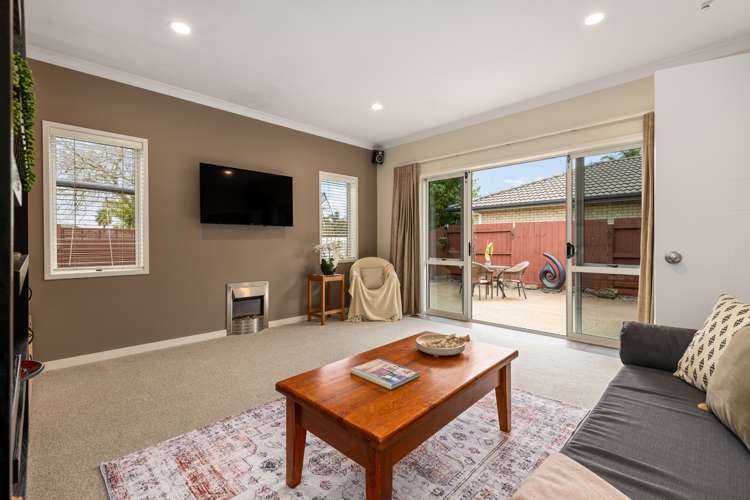 1 Dove Place Pyes Pa_4