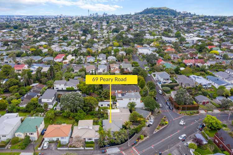 69 Peary Road Mount Eden_16