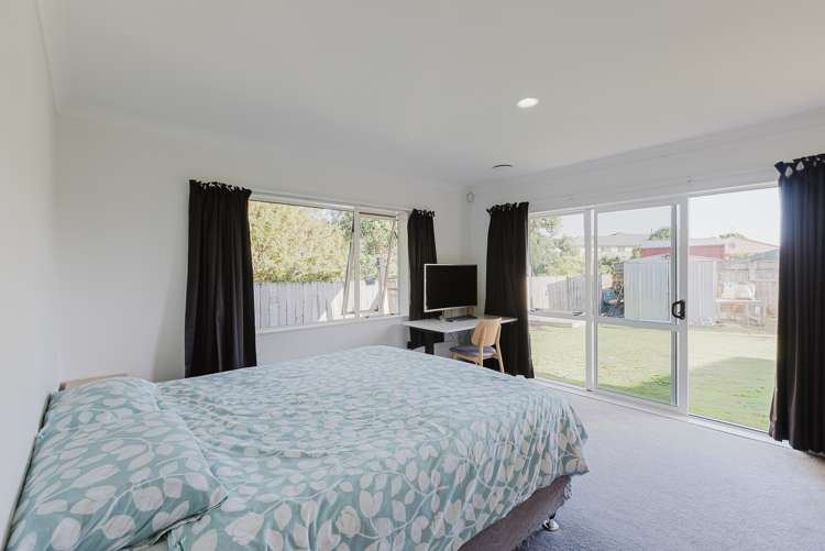 21 Crown Hill Paraparaumu_13
