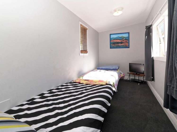 73 Galloway Street Hamilton East_15