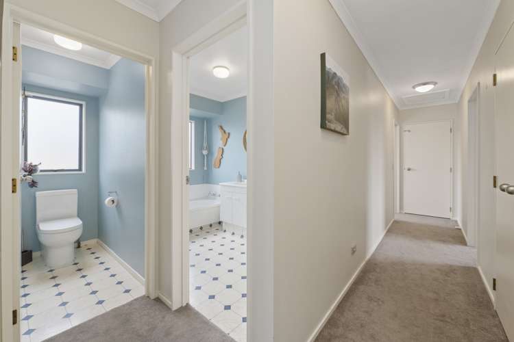 1/111 Arthur Crescent Hilltop_11