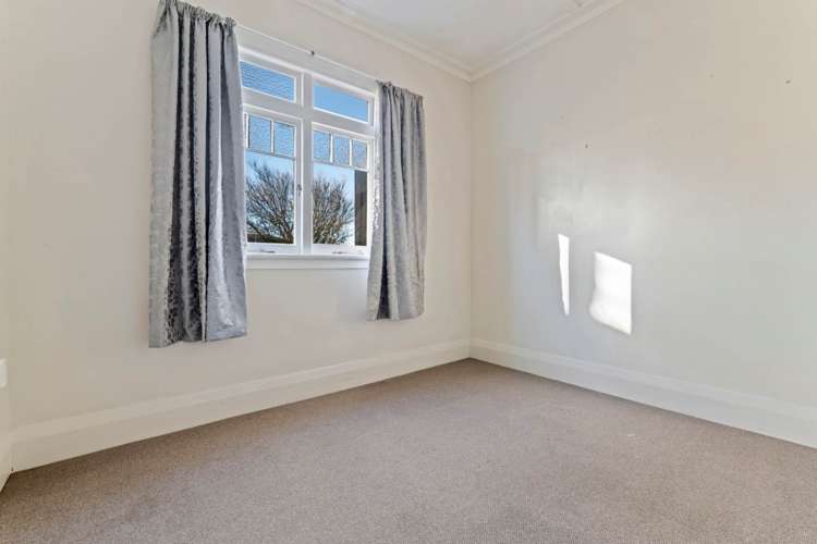 8 Princes Street Pukekohe_11