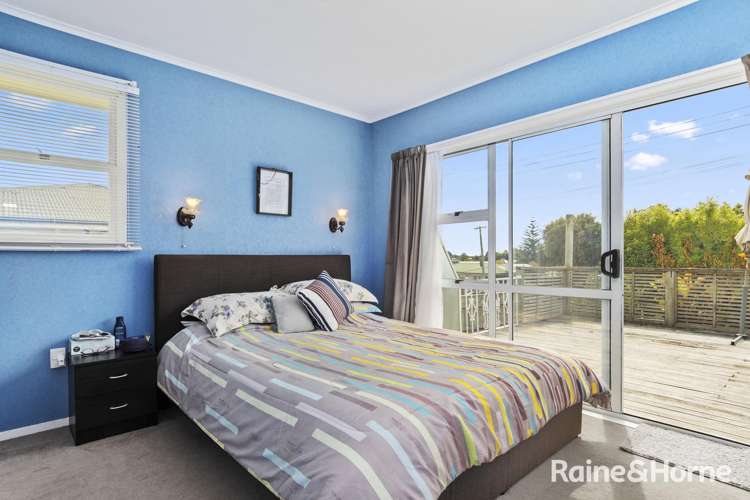 1 Upland Street Brookfield_8