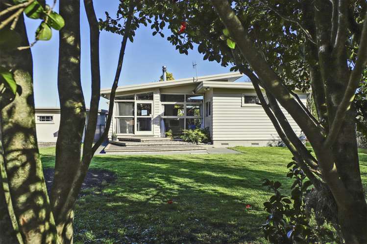 570 Lowe Street Camberley_11