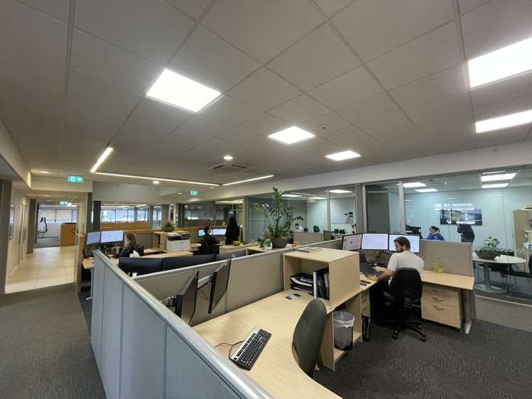 Office/3 Clemow Drive Mount Wellington_5