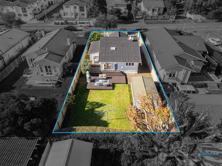 42 Woodward Road Mount Albert_39