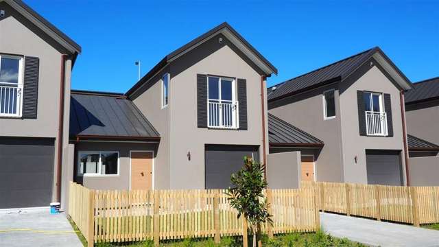 14 Patiti Parade Mangere Bridge_2