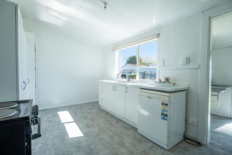 34 Chaucer Street Milton_9