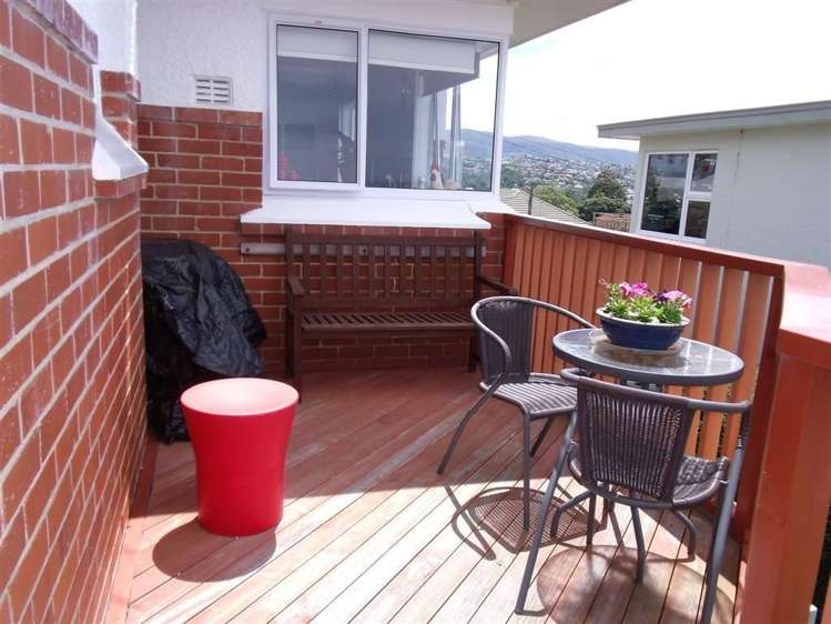 131 Easther Crescent Kew_5