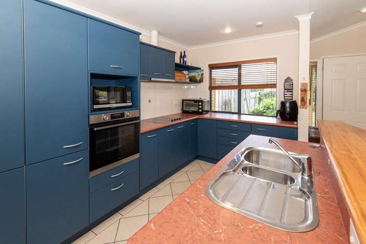 93 Burswood Drive Pakuranga Heights_8