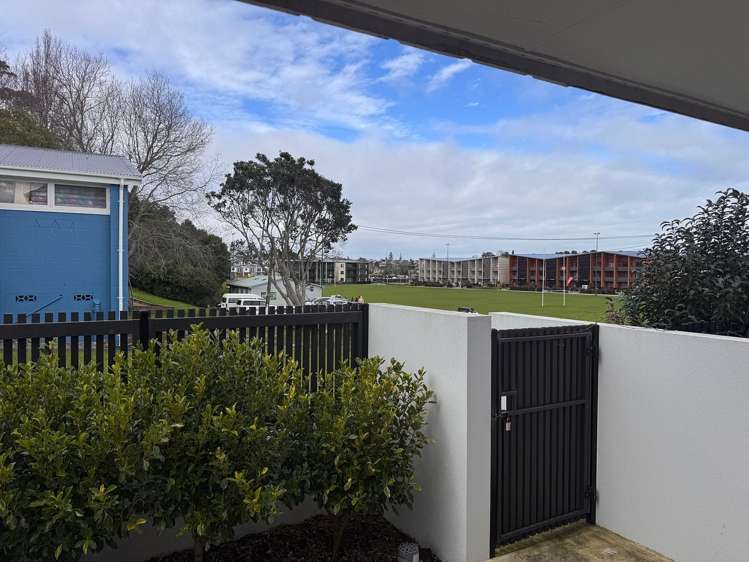 30C Range View Road Mount Albert_10