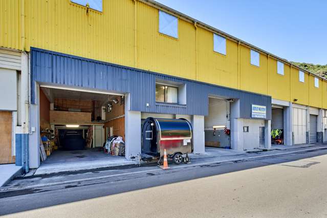 Unit 10, 5-7 Lower Tyers Road Ngauranga_1