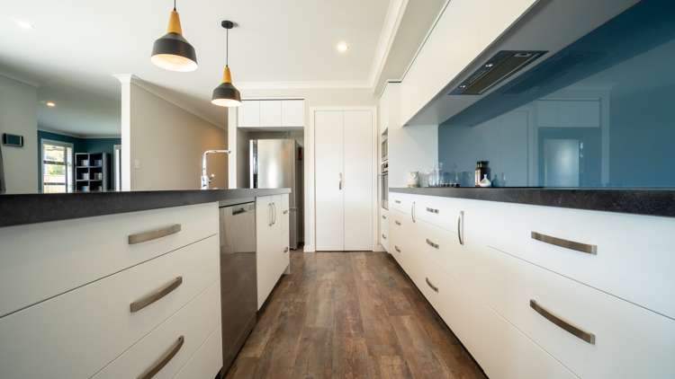 4 Peckham Lane Ashhurst_16