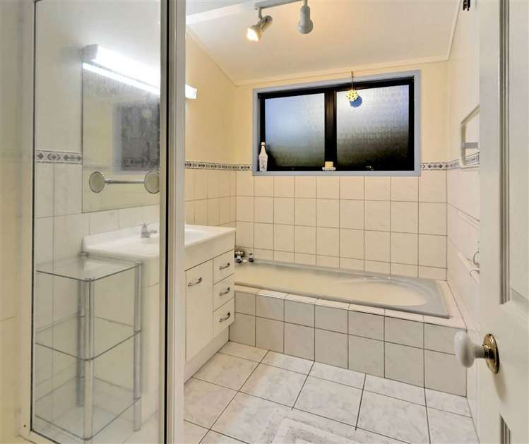 30 Rhinevale Close Henderson_15