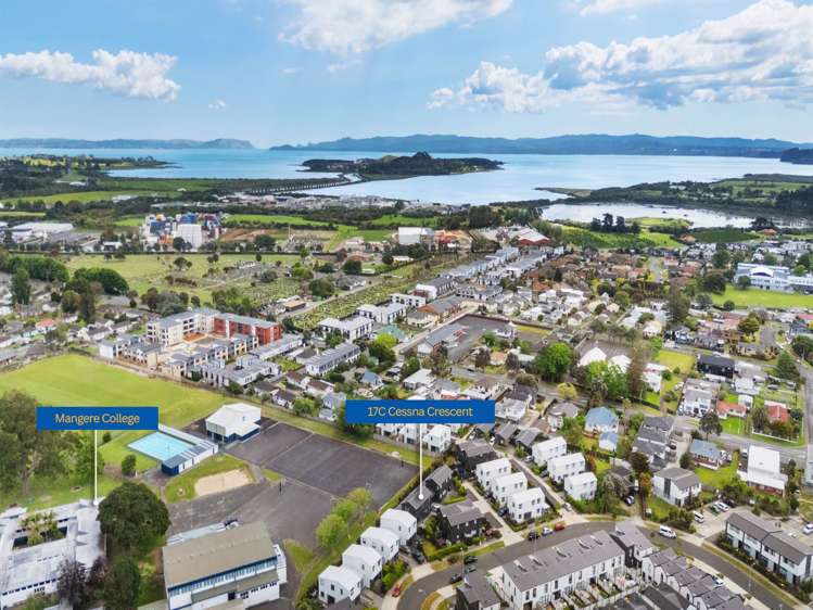 17C Cessna Crescent Mangere_16