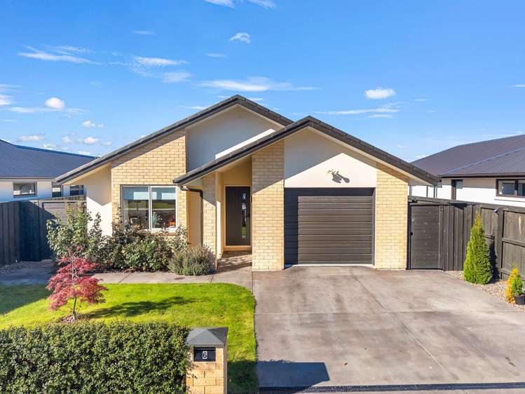 6 Crossley Avenue_1