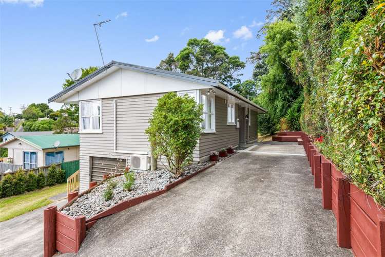 18 Aronui Terrace Kelston_5