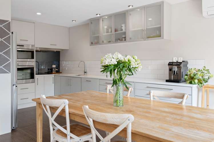 40 Pitcairn Crescent Bryndwr_5