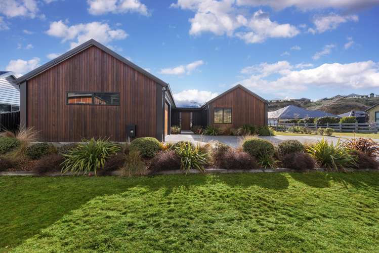 12 Regent Street Lower Shotover_24