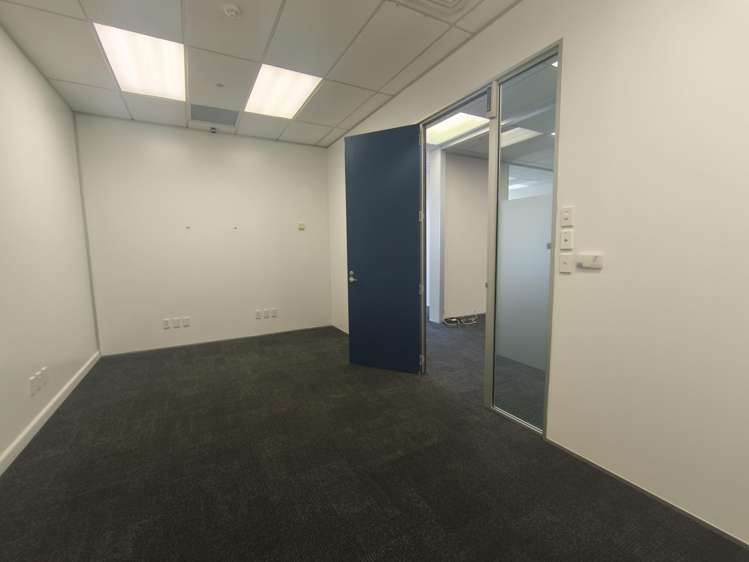 Part Ground Floor 2/159 Hurstmere Road Takapuna Industrial_5