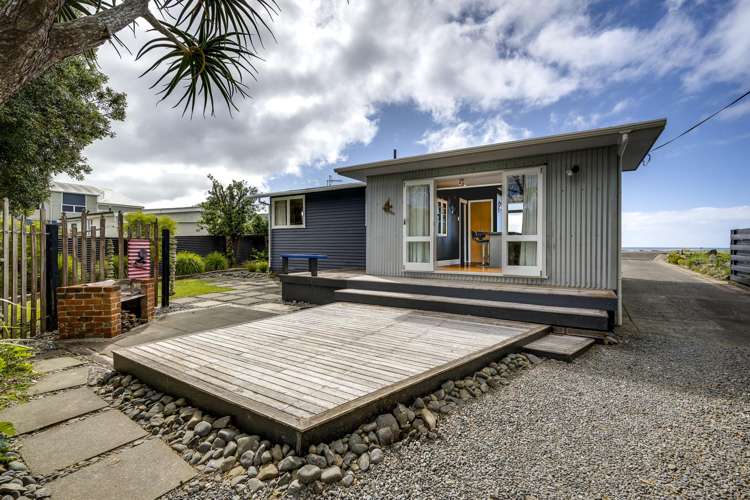 242 Whirinaki Road Bay View_19