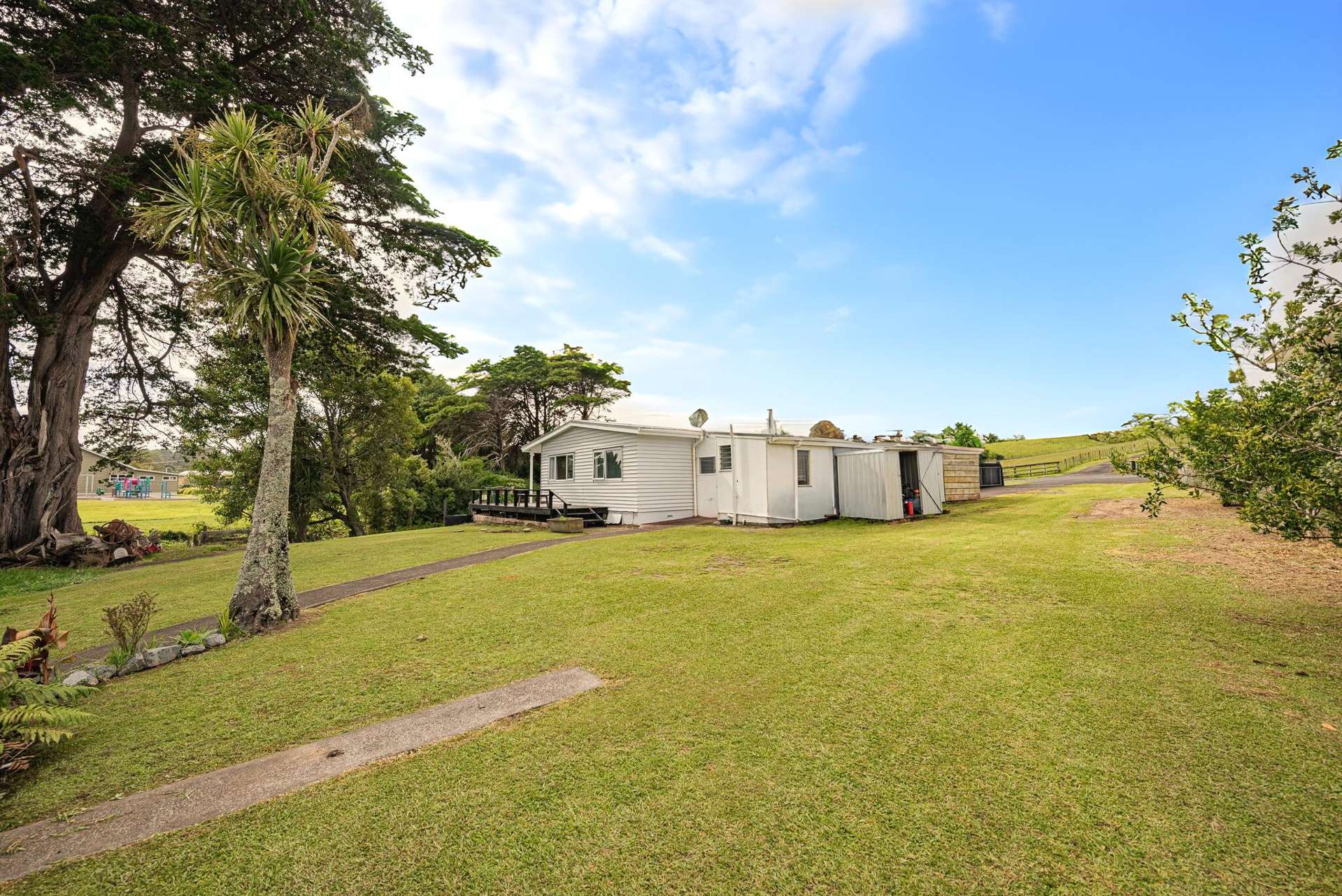 15 Bethells Road Waitakere_0