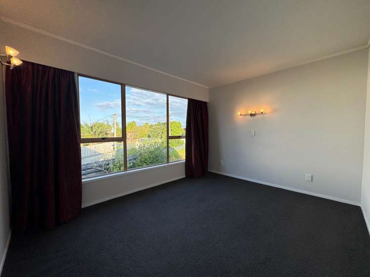 Royal Road Massey_13