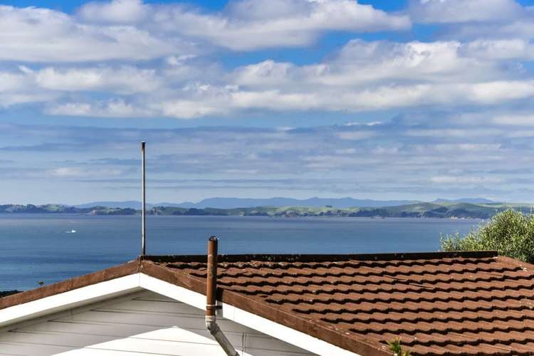 213 East Coast Road Castor Bay_3