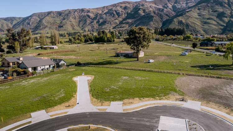 9 Theodore Court Wanaka_2