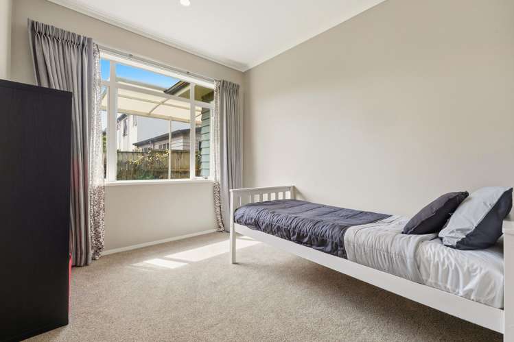 55 Coachman Drive Flat Bush_13