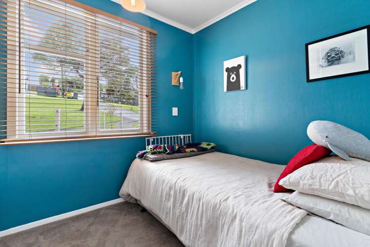 7 Rauhuia Crescent Parau_21