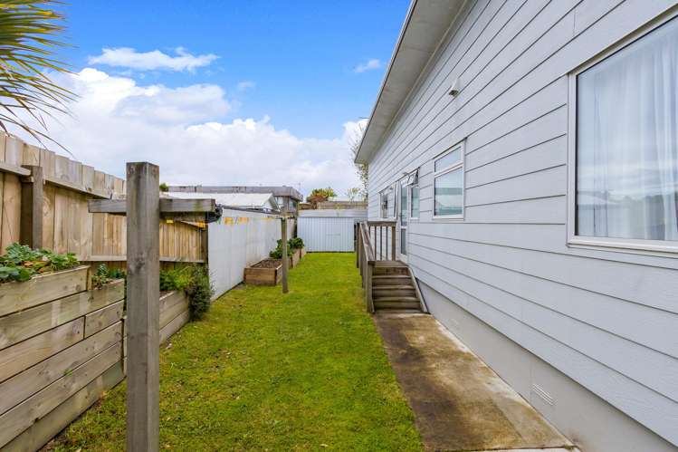 2/20 Matipo Street Taupo_21