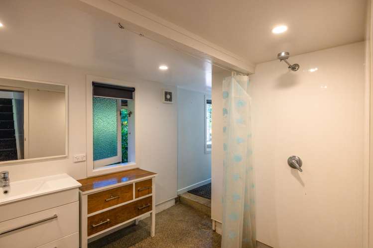 2 Te Toki Road Palm Beach_13