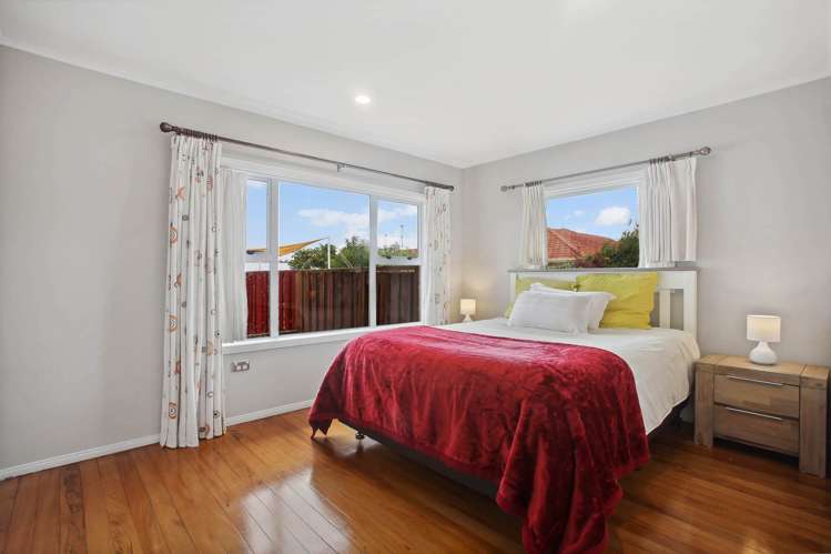 79 Rosehill Drive Papakura_21