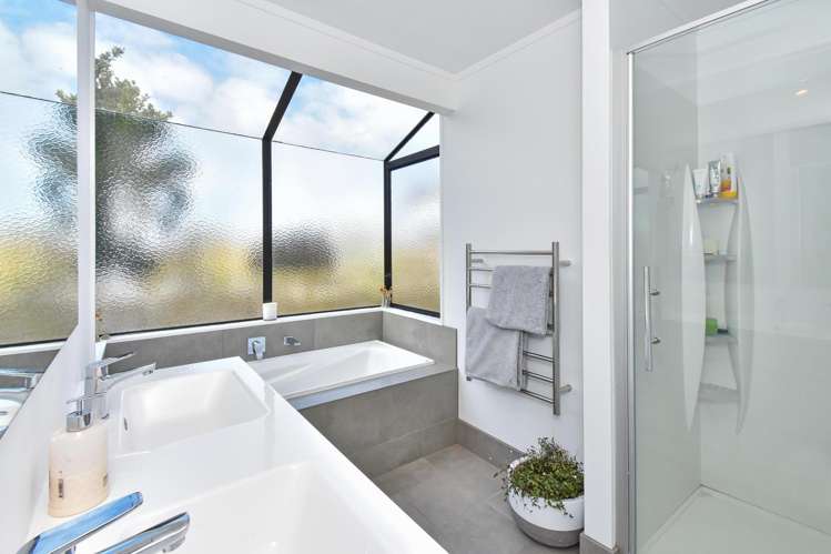 113 Carnoustie Drive Wattle Downs_12