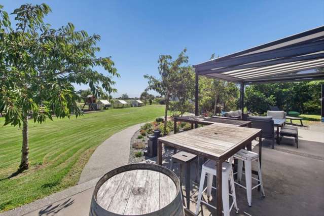 28 Spencer Avenue Maketu_2