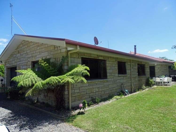 54 Thames Road Paeroa_17