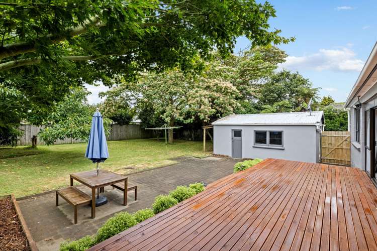 155 Cobham Drive Hamilton East_2