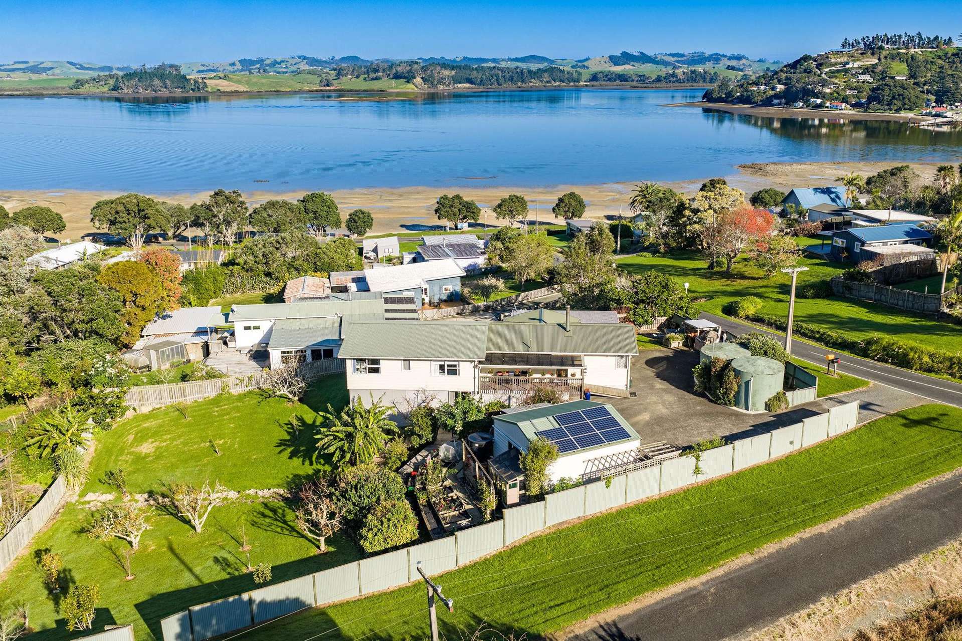 10 Oxford Street Whakapirau_0