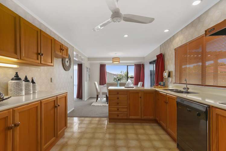 6 Larkspur Court The Gardens_9