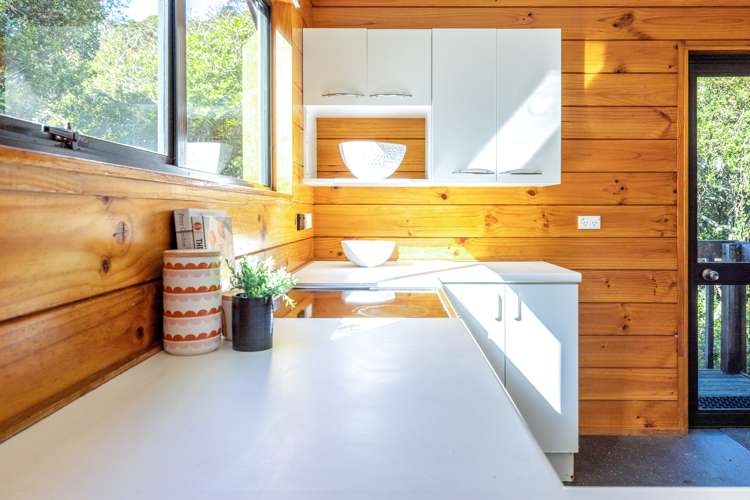 16 Frank Street Oneroa_7