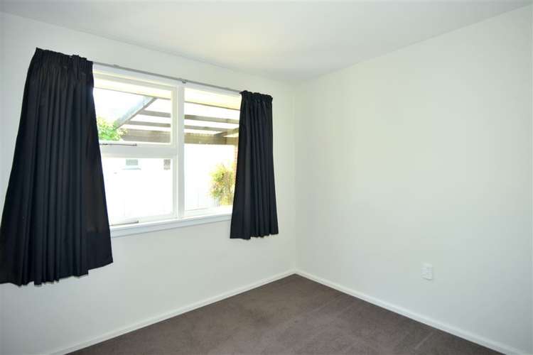 8 Fairmont Place Hornby_11