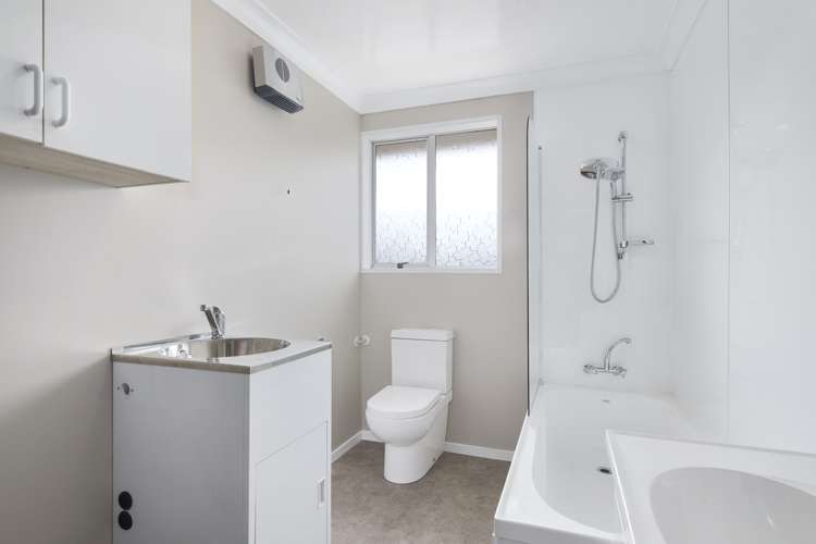 72e Reid Road South Dunedin_7