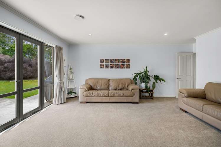 69 Woodhurst Drive Casebrook_3
