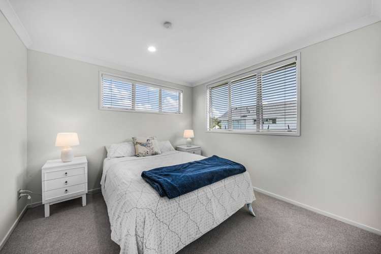 7F Clearwater Cove West Harbour_14
