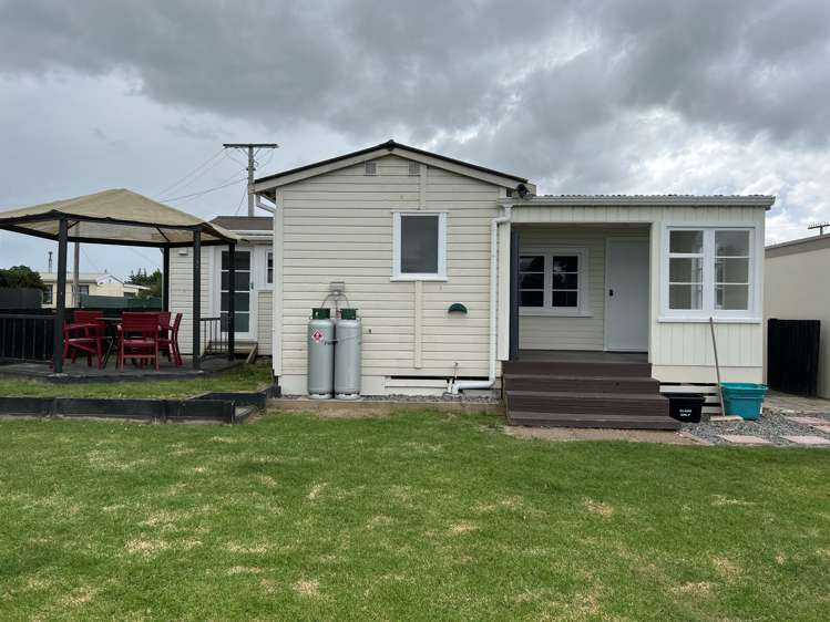 2 Rangiora Street Mangakino_13